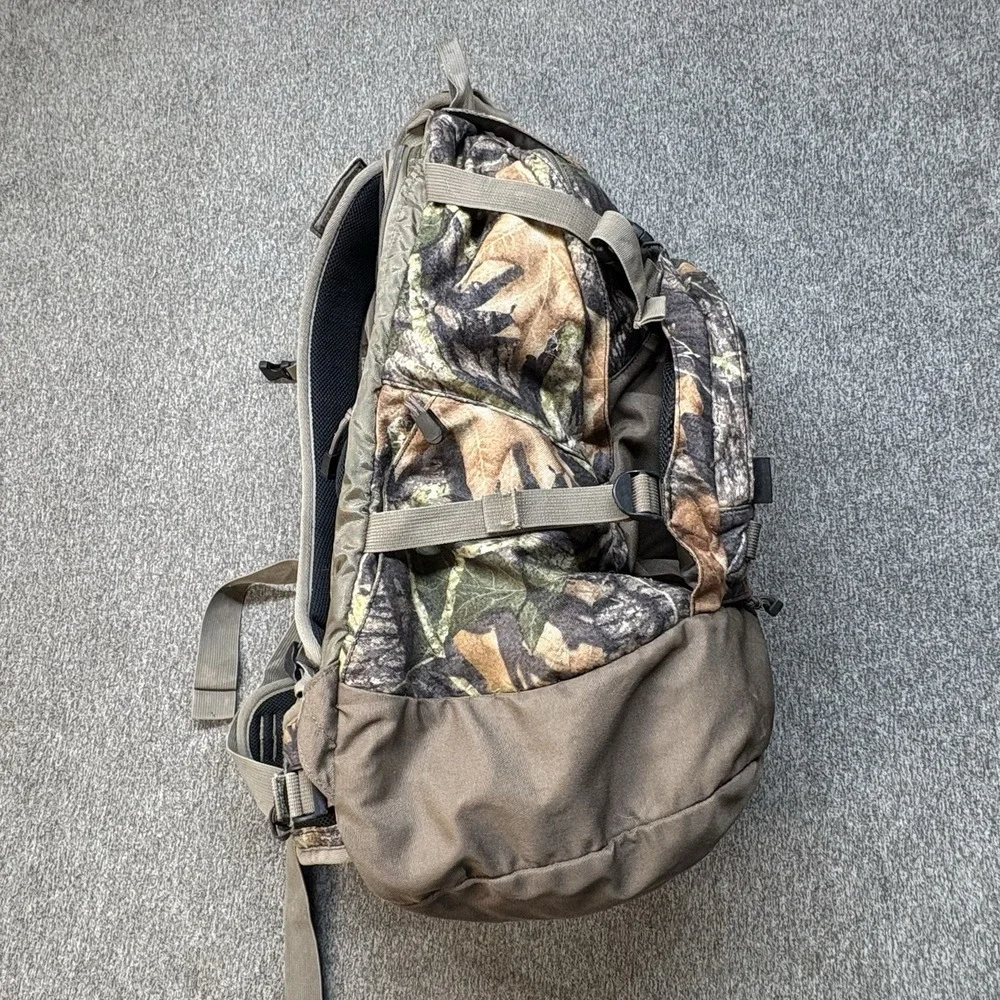 CamelBak The Commander Hunting Backpack Realtree Camo Large Hydration Pack 45L